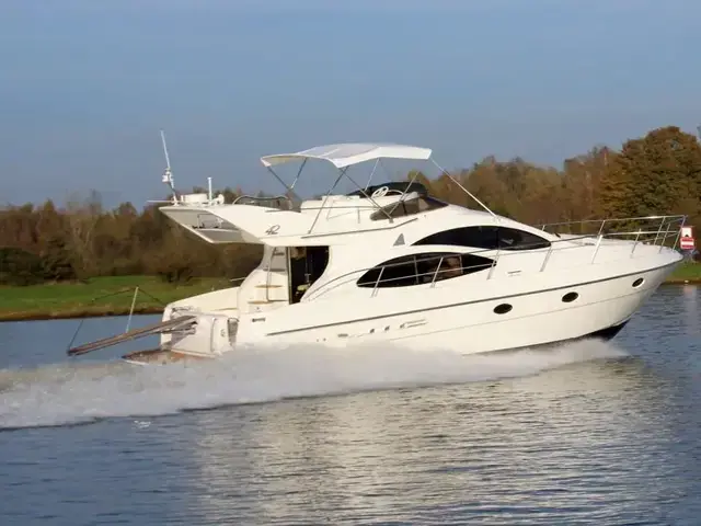 Azimut 42