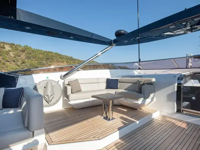 Sunseeker 116 Yacht