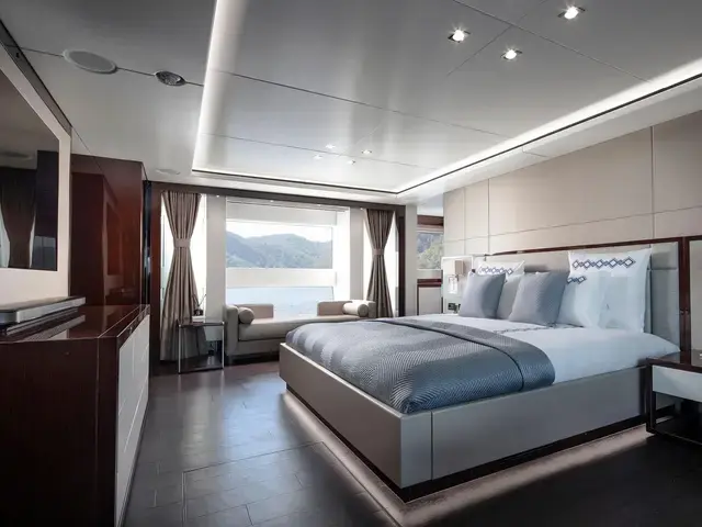 Sunseeker 116 Yacht