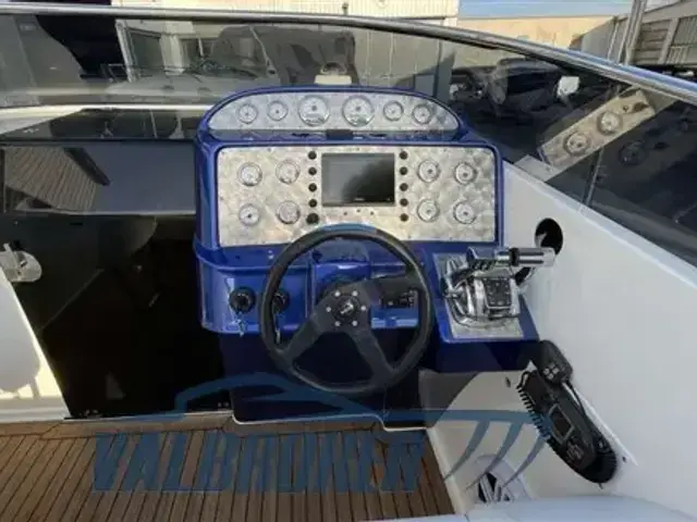 Performance Marine 907