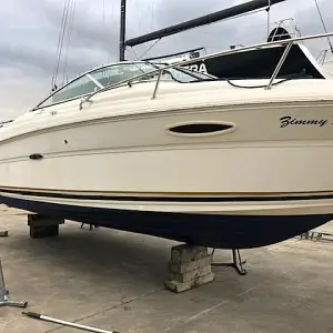 2005 Sea Ray 215 Weekender