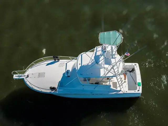 Luhrs 40 Open