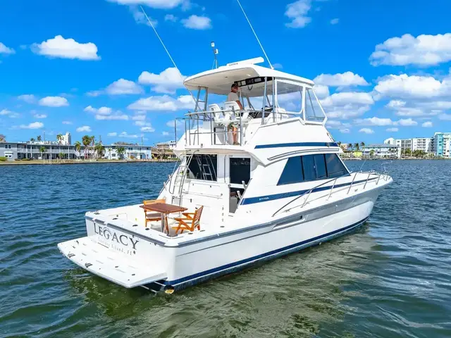 Riviera 43 Flybridge