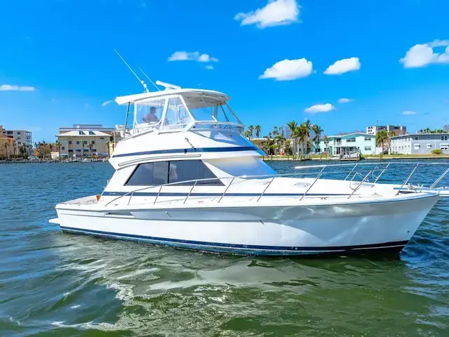 Riviera 43 Flybridge