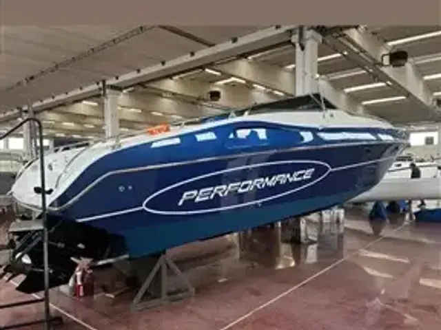 Performance Marine 907