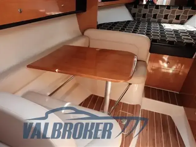 Chaparral 280 Signature