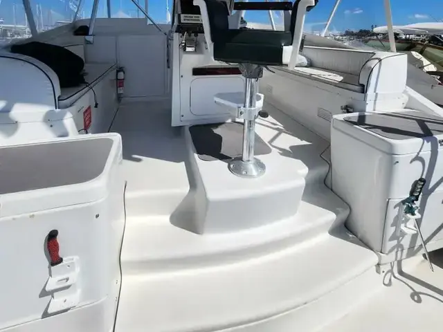 Luhrs 40 Open