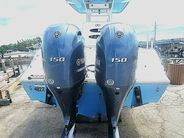 Cobia 240 Center Console