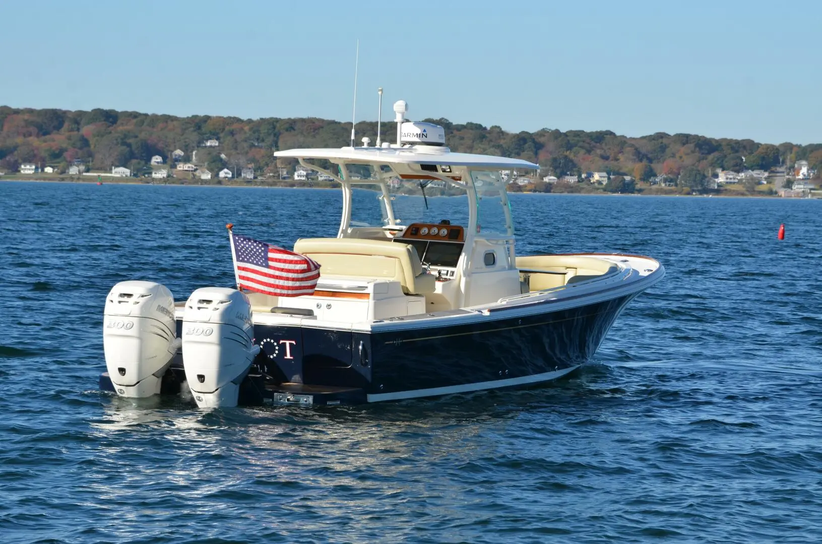 2018 Hunt Yachts 32 cc