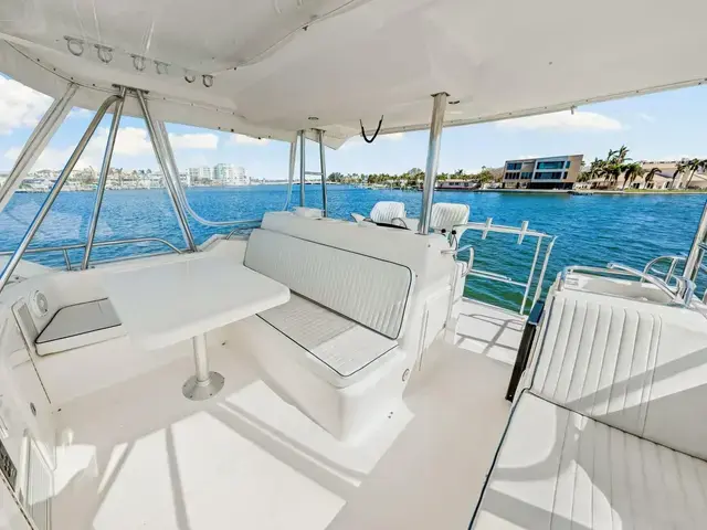 Riviera 43 Flybridge