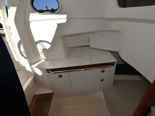 Hunt Yachts 32 CC