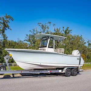 2025 Sea Hunt Ultra 239 Se