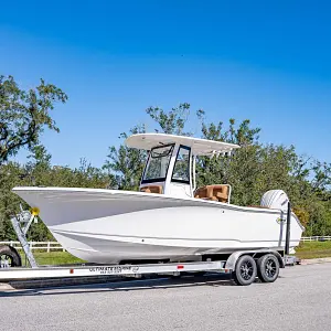 2025 Sea Hunt Ultra 239 Se