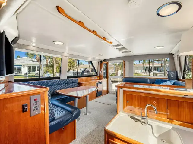 Riviera 43 Flybridge