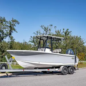 2025 Sea Hunt Ultra 219