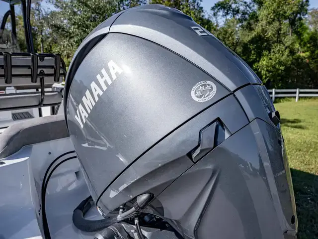 Sea Hunt Ultra 219