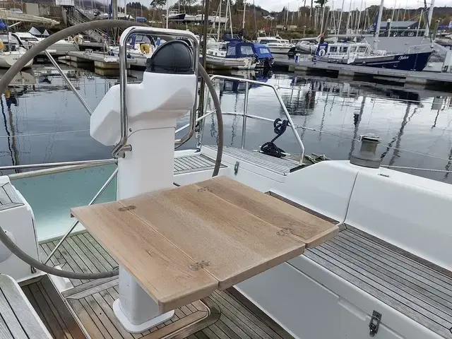 Hanse 350