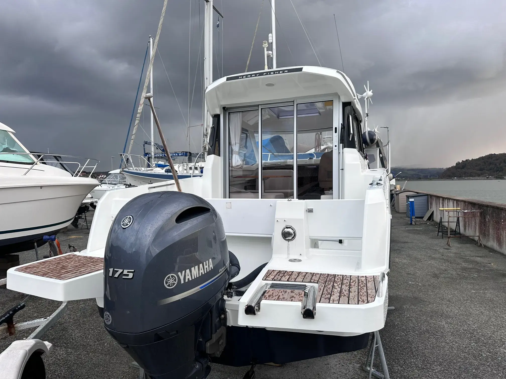 2016 Jeanneau merry fisher 695