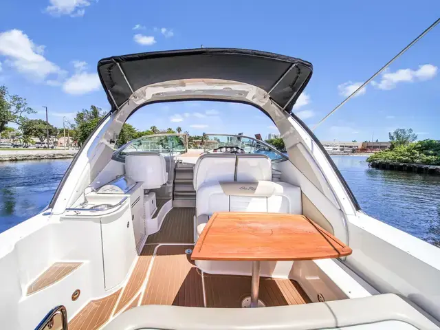 Sea Ray 330 Sundancer