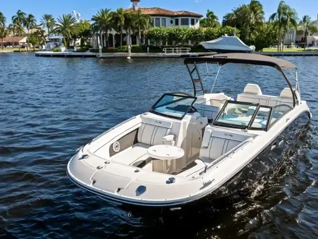 Sea Ray 290 Sundeck