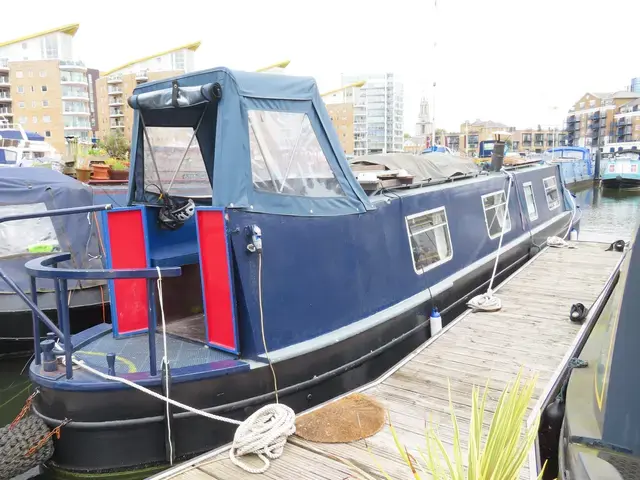 Barry Jenkins Narrowboat