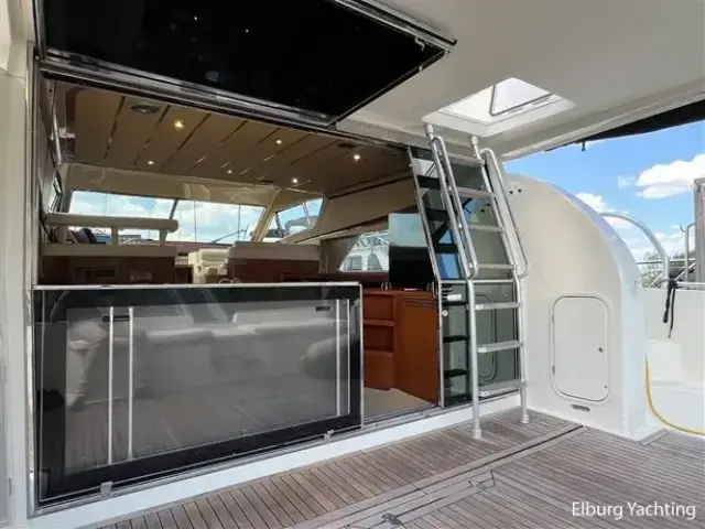 Ferretti Yachts 150 Fly