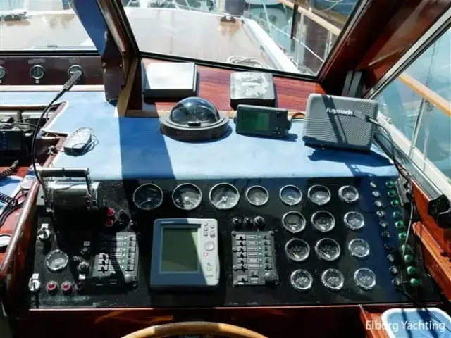 Lutje 52 Pilothouse