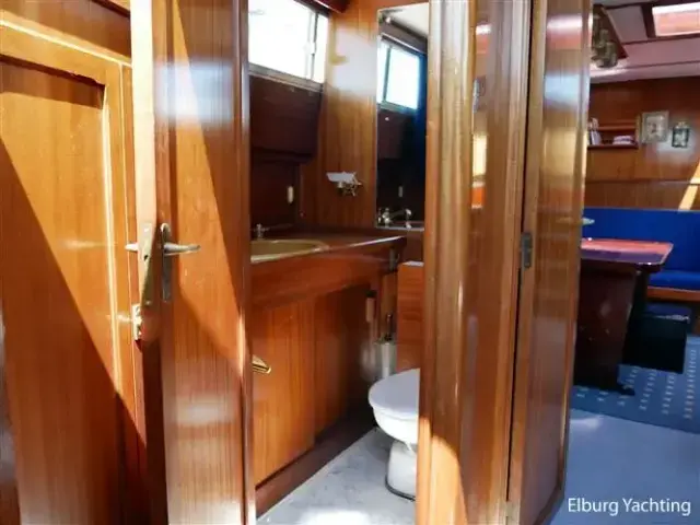 Lutje 52 Pilothouse