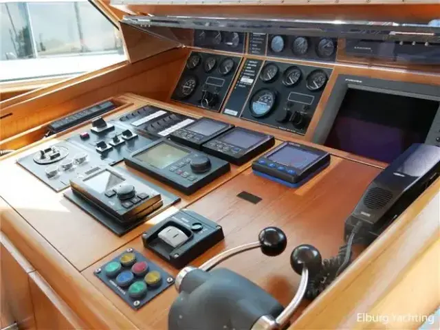 Pieter Beeldsnijder 58 Open Pilothouse