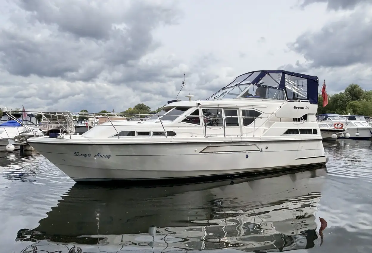 Broom Ocean 34