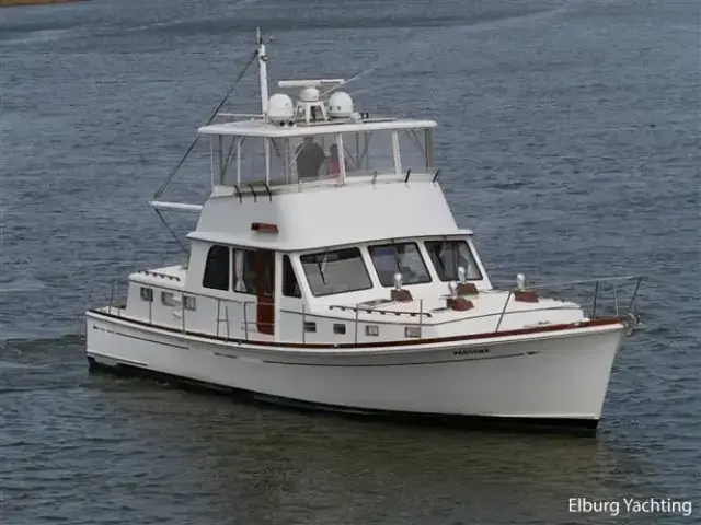 Lyman Morse Trawler 48