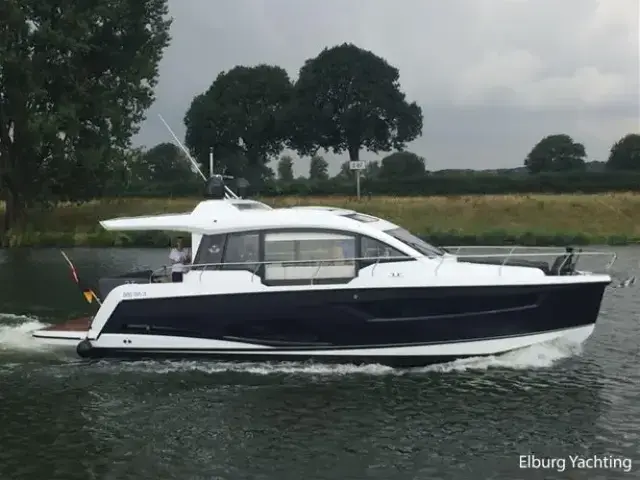 Sealine C 430 for sale in Netherlands for €649,000 (£539,848)