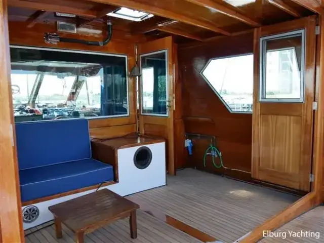 Lutje 52 Pilothouse