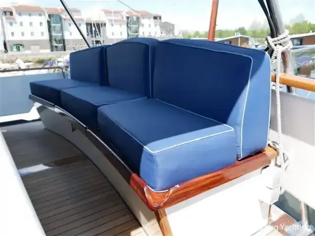 Lutje 52 Pilothouse