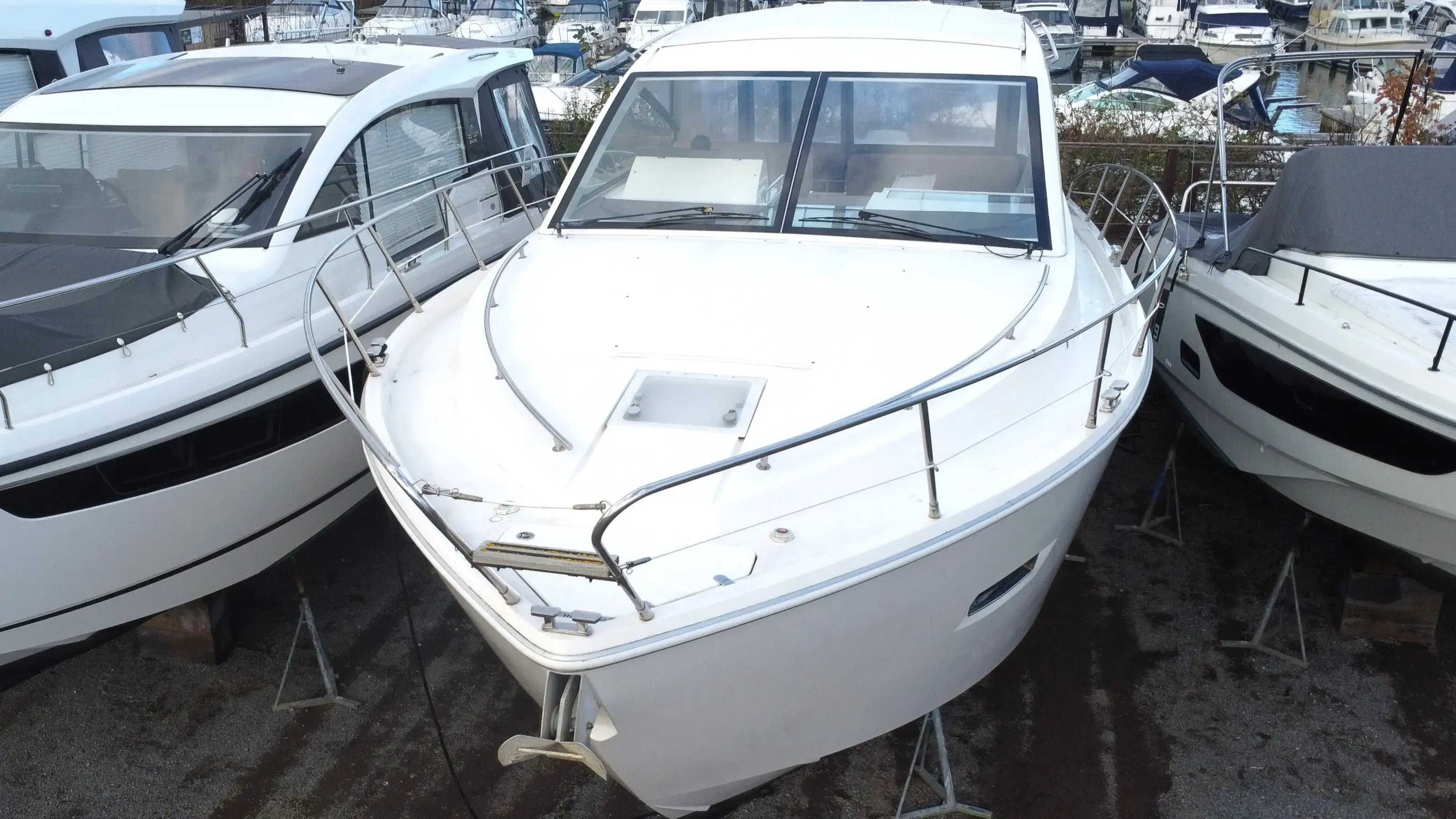 2011 Sealine sc35