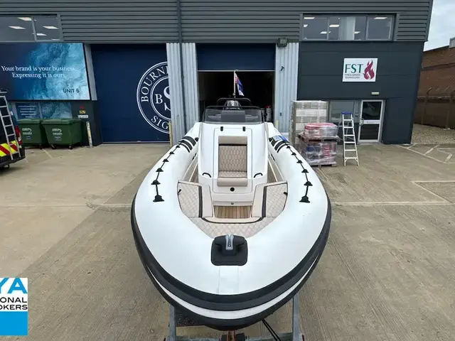 Cobra Ribs Nautique 7.7