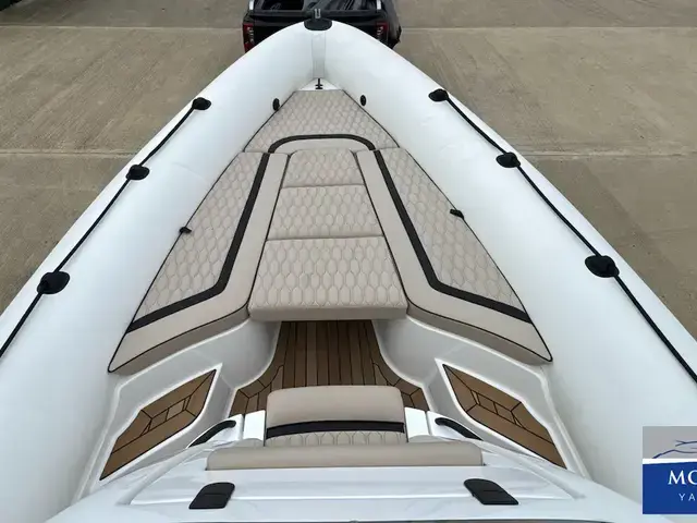 Cobra Ribs Nautique 7.7