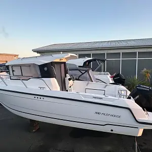 2024 Parker 700 Pilothouse