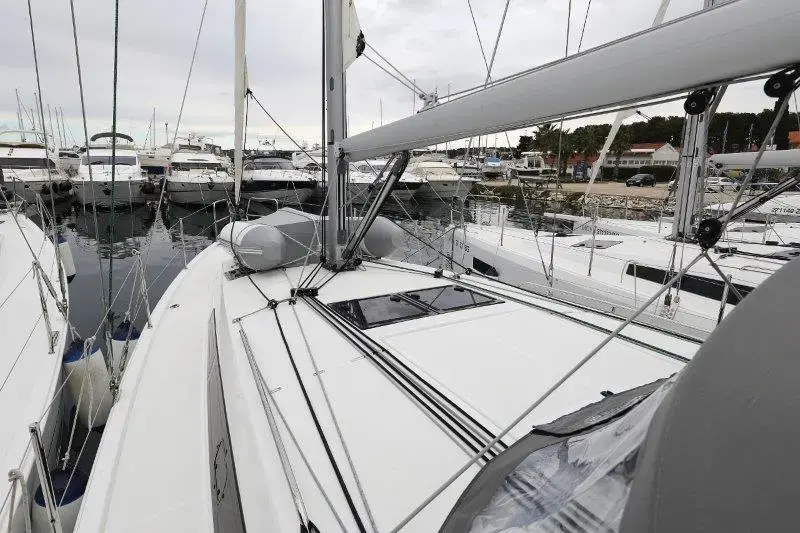 2020 Jeanneau sun odyssey 410