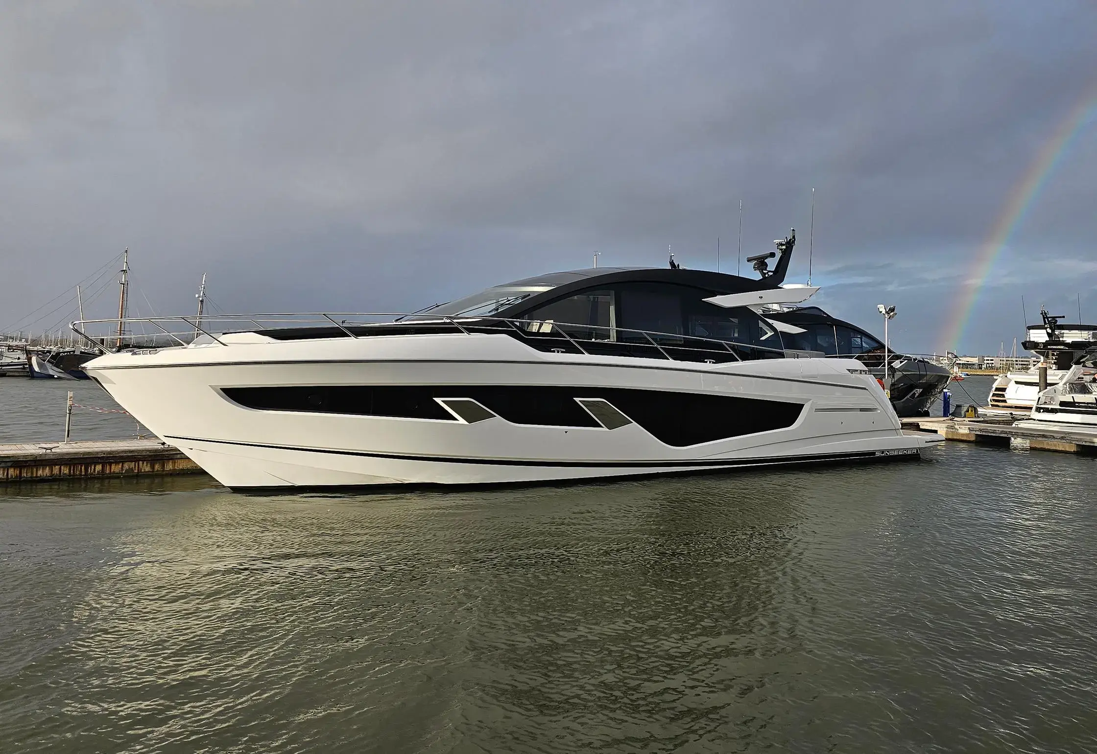 2024 Sunseeker predator 65