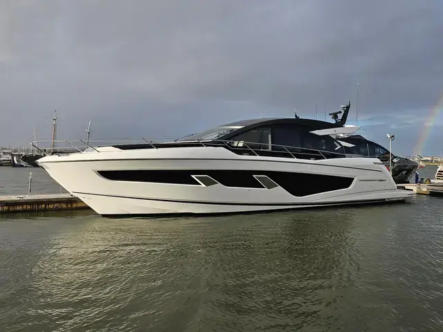 Sunseeker Predator 65