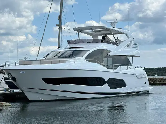 Sunseeker 76 Yacht