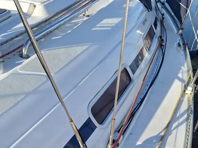 Bavaria 32