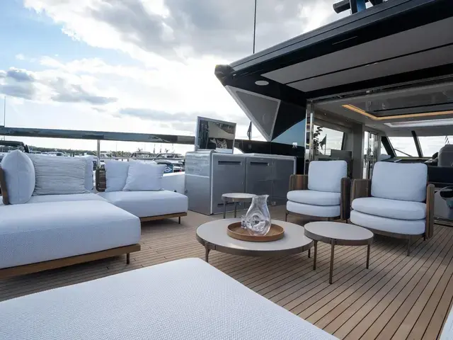 Sunseeker Ocean 156