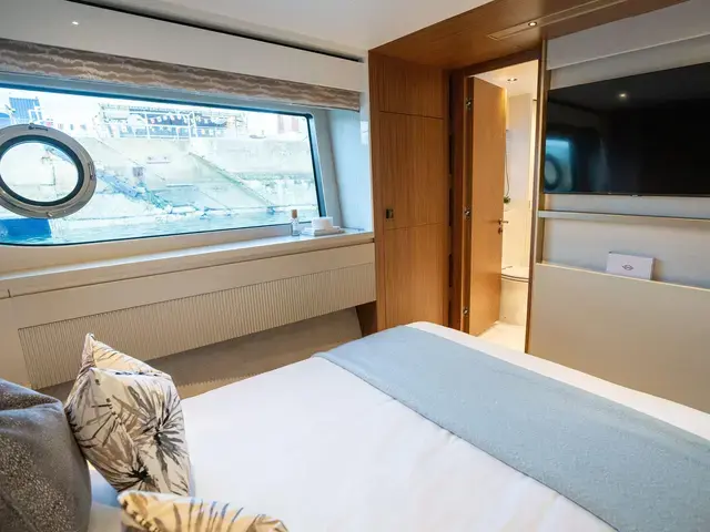 Sunseeker Ocean 156