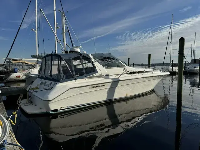 Sea Ray Sundancer 420 for sale in United States of America for $69,900 (£55,867)