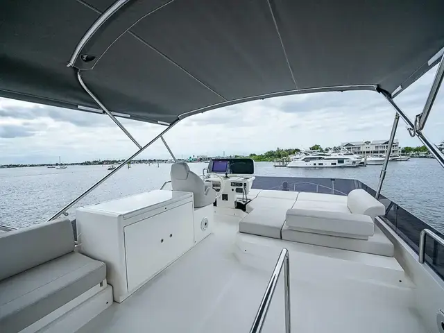 Ferretti Yachts 500