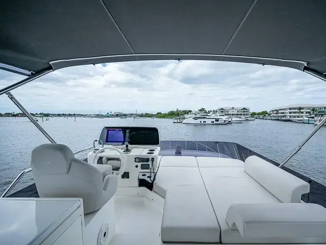 Ferretti Yachts 500