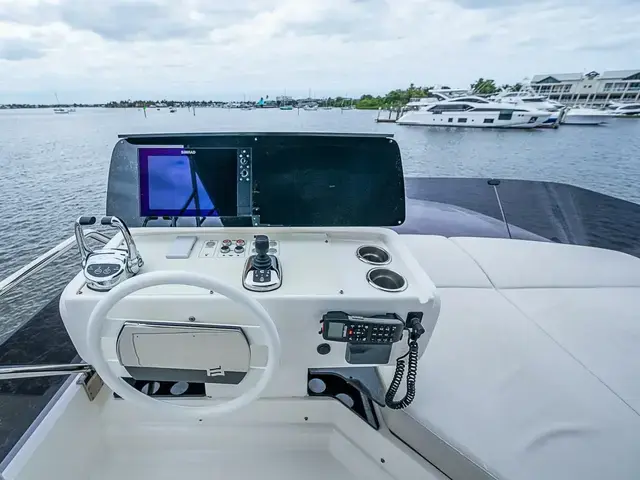 Ferretti Yachts 500