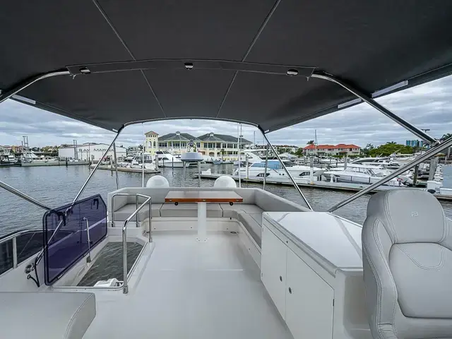 Ferretti Yachts 500